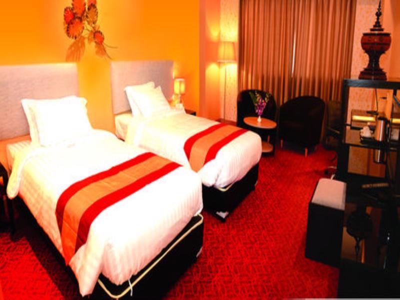Central Hotel Yangon